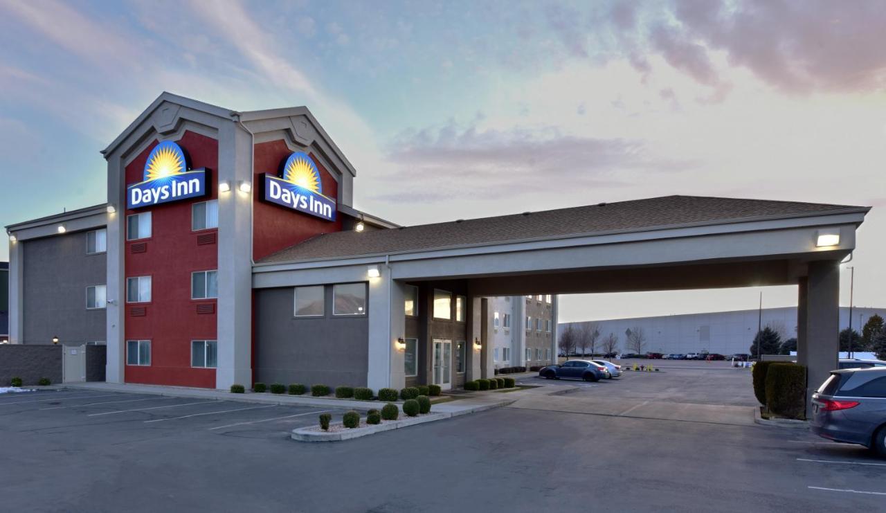 Days Inn By Wyndham Springville Exterior foto