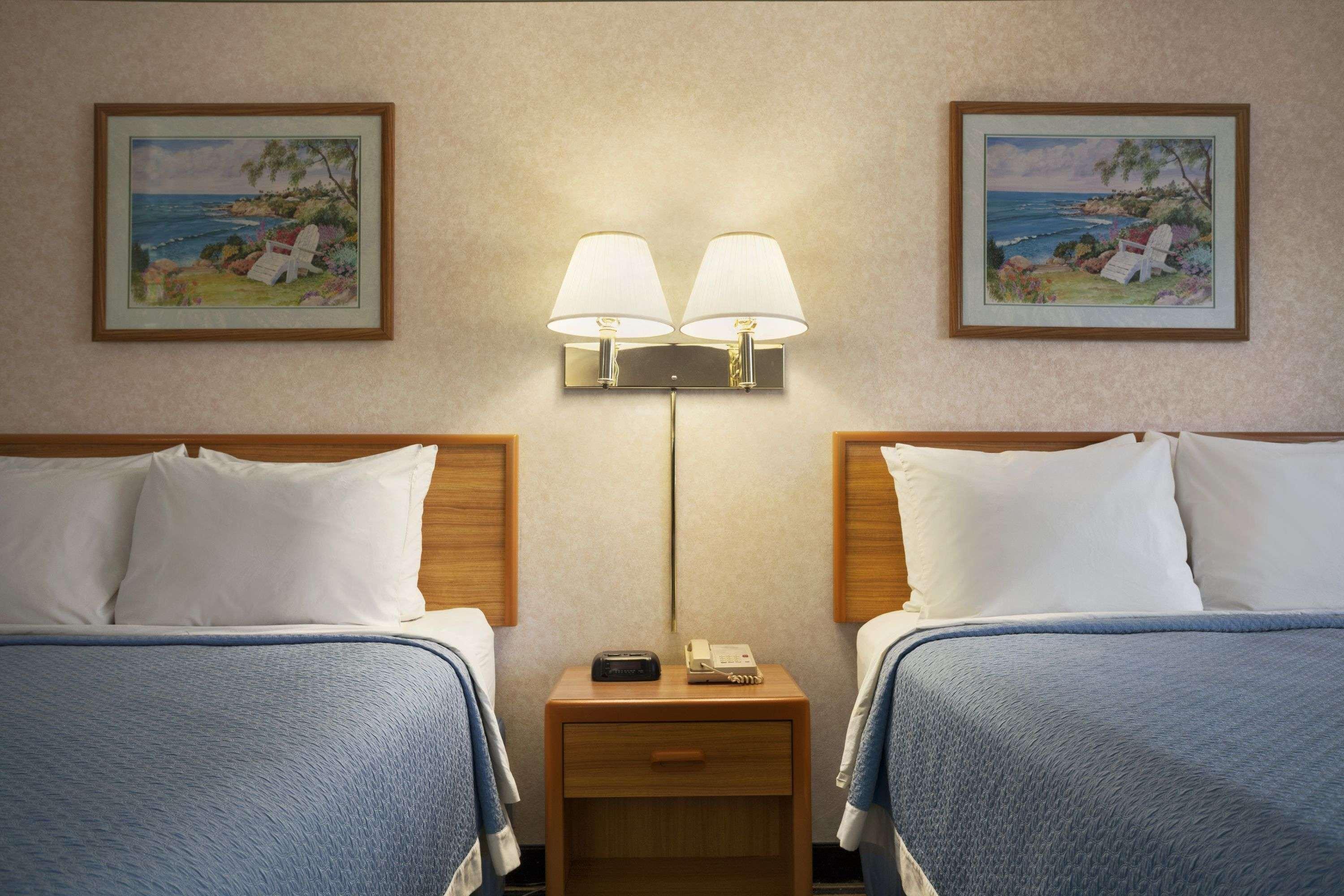 Days Inn By Wyndham Springville Exterior foto